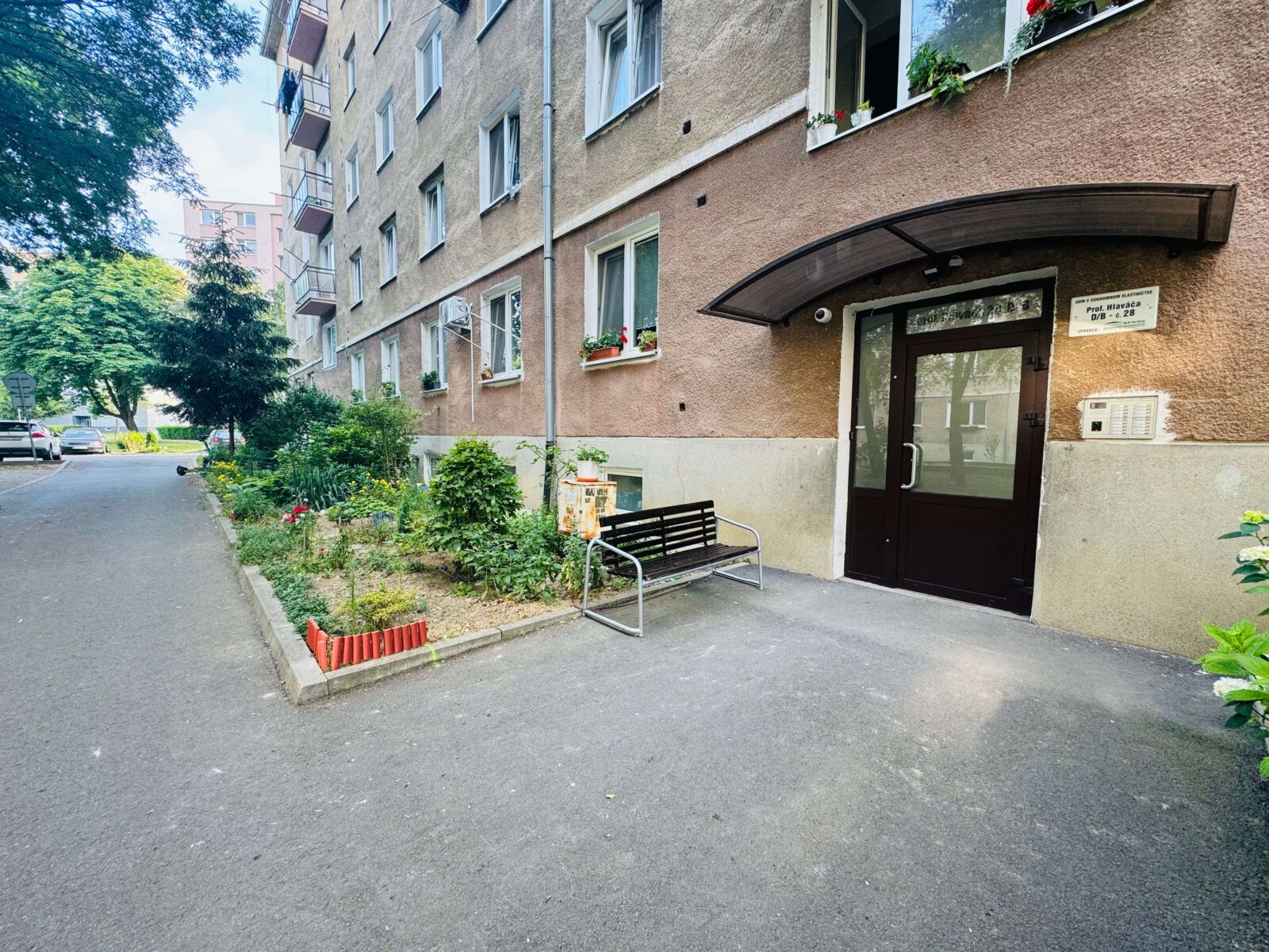 3 izbový byt – tehlový, slnečný, voľný ihneď, 64 m², Michalovce., fotka 2