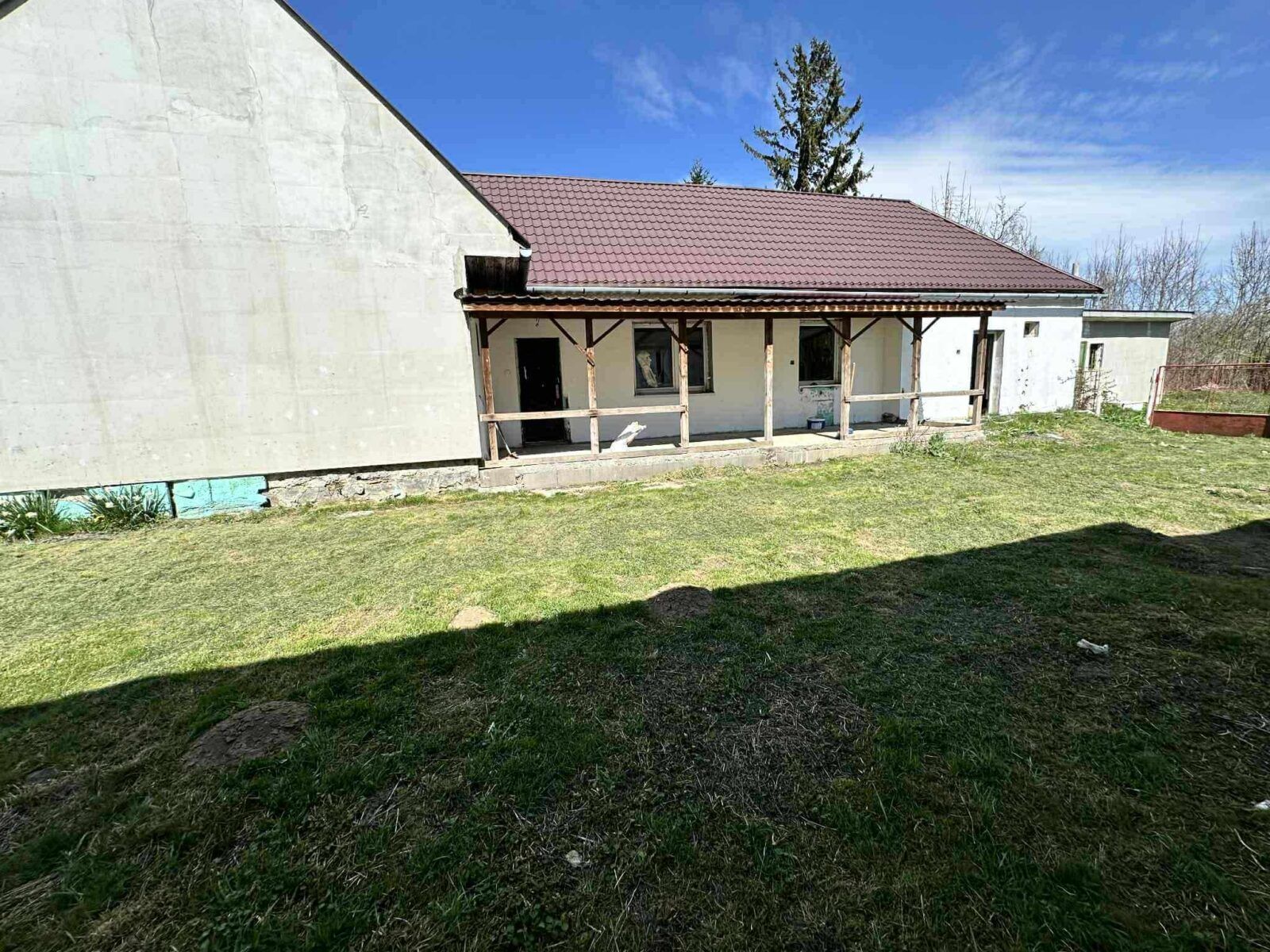 priestranný rodinný dom s veľkým pozemkom, Vrbnica, okres Michalovce, fotka 2